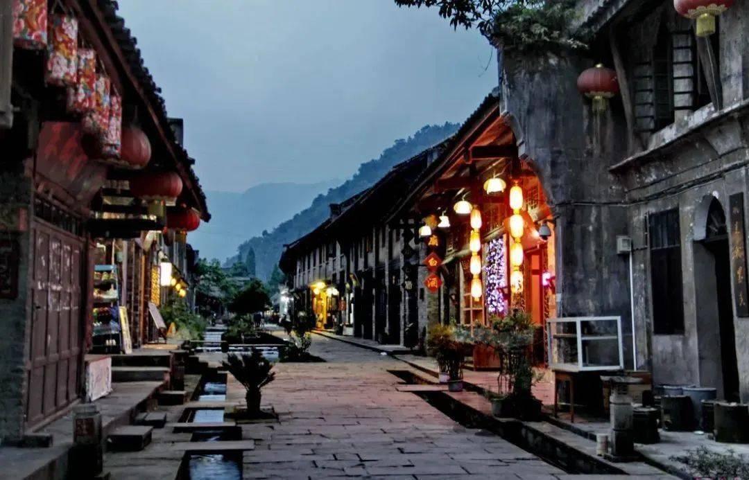 中国和新加坡将互免签证 平台旅游产品热度骤增